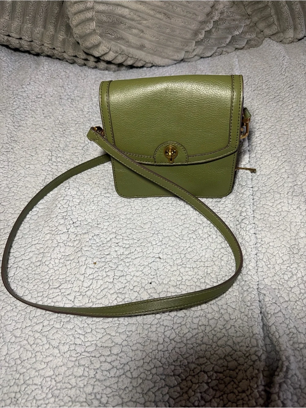 Fossil Olive Green Leather Crossbody with Turn-Lock
